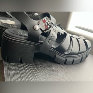 NWT!!! Black Chunky Sandals